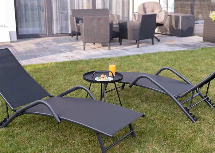 Sauna & Garden Apartman *